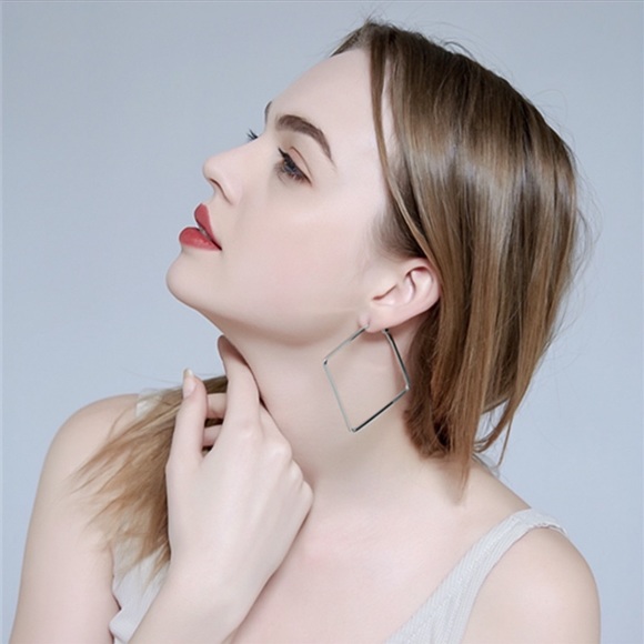 Silver Rhombus Clasp Back Hoop Earrings - Picture 5 of 7